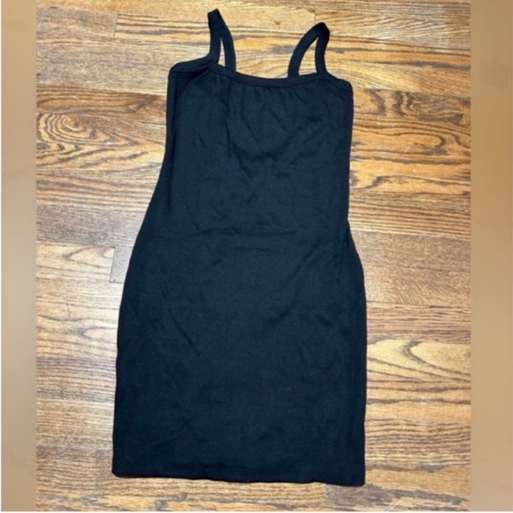 Black Sleeveless Mini Dress - Picture 3 of 6